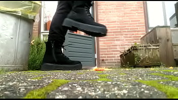 mistress spit and feet