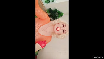 vintage erotica sexy busty pin up model photo