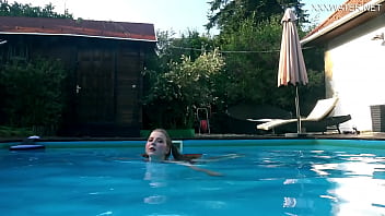 naked pornstar vajaina