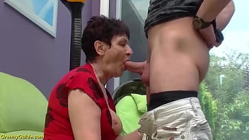 xxx big rain 46 years old mom video