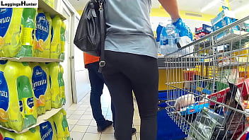 voyerism at the mall crosdresser videos