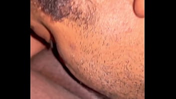 titts eat