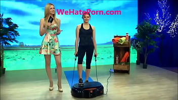celebrity oops upskirts