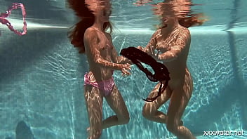 sexy nude girl in toilet sit