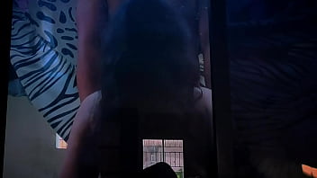 madrastras tientan a sus hijastros