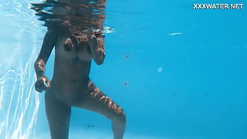 schoolgirls skinny dipping free porn