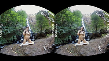 leann luscious masturbation