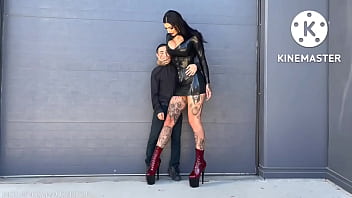 tall black lady lifts dominates short guy