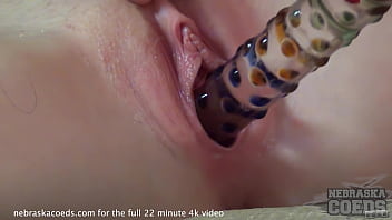 girls using toilet hidden hd camera pictures