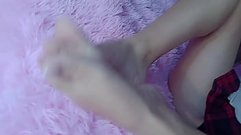 sexy feet and pussy xxx