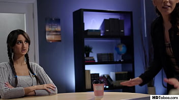 stunning babe dani daniels is into lesbian threesome with her friends hd