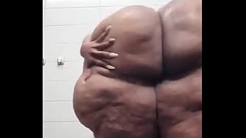 black granny gigantic ass 5 twerking xxx porn