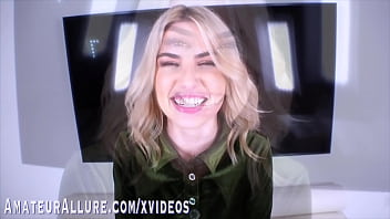 violet amateur allure