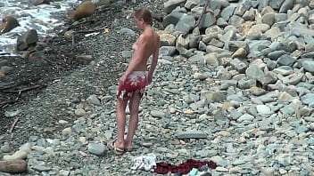 russian girl voyeur pooping