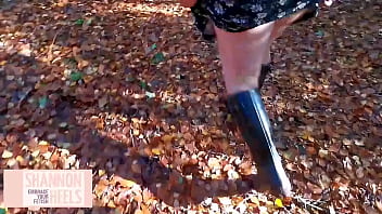 hunter rubber boots girl porn