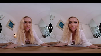 vr 180 blonde blowjob