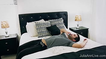 julia ann caught son snifinf panties