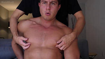 straight muscle flex