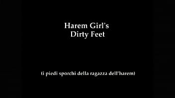 girls dirty feet boys licking kissing