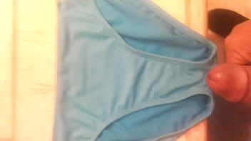 sister jerkoff pantypocket cum