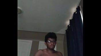 sleeping with my naked momporn video