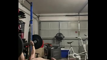 naked ripped dudes solo