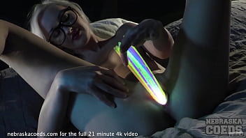 animated object pussy insertion