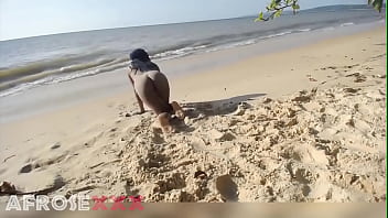 show black girls niakea at the beech