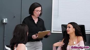 teen lesbian hypnotised to have sex clip