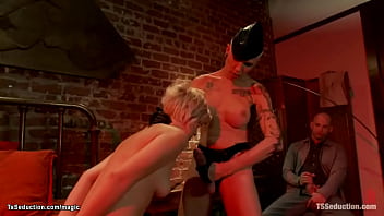 red light district singer avril lavigne hardcore fucking porn