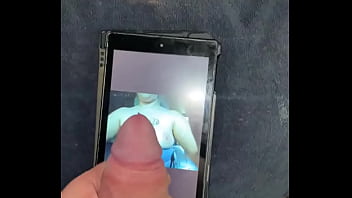 buss ma behan k boobs ko touch karna