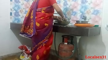 suhagrat clip in red saree