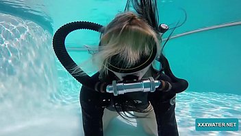 mom son sex swimming pool