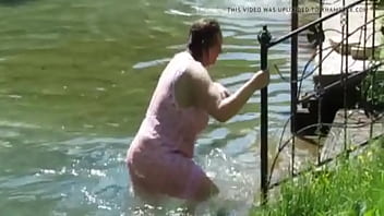 mature women bath in open river hot video