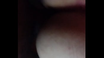 mulher com farol aceso gemendo
