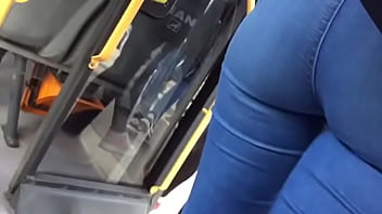 kissing girl ass in anime porn