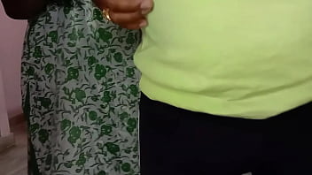 dhokhe se mom ko choda xxx com