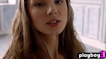 muslim gril naked in toilet photo