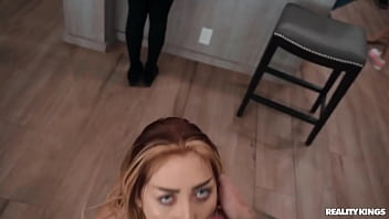 curvy emoteen blowjob