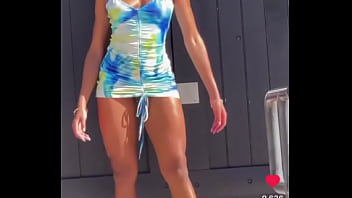 tight dress no panties