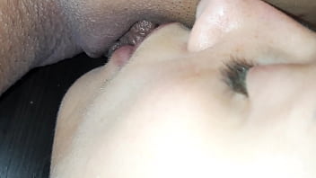 nipples kissing pussy daily moshion