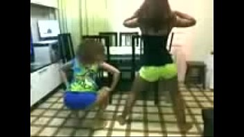 twerk shake butts curvy nudes