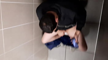 malaysia toilet voyeur video