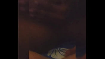 aunty boobs pressed in bus