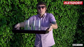 brooklynn jade by the pool vid