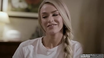 attractive_well_built_gf_seduces_bf_for_sex_hotntubes_exiporn