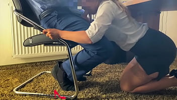 pour me punire ma mere me suce video