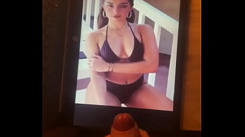 divini rae cum