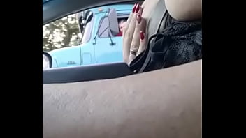 desi aunt enjoying showing boobs while sweeping