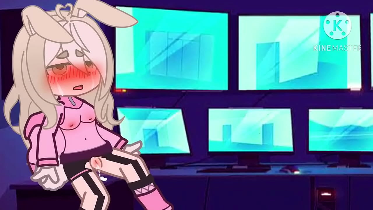 Kelin sikilib, kuyov porno tomosha qiladi.